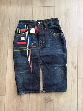 DSQUARED2 Dark Blue Denim Pencil Skirt with Colorblock Geometric Patchwork It 38